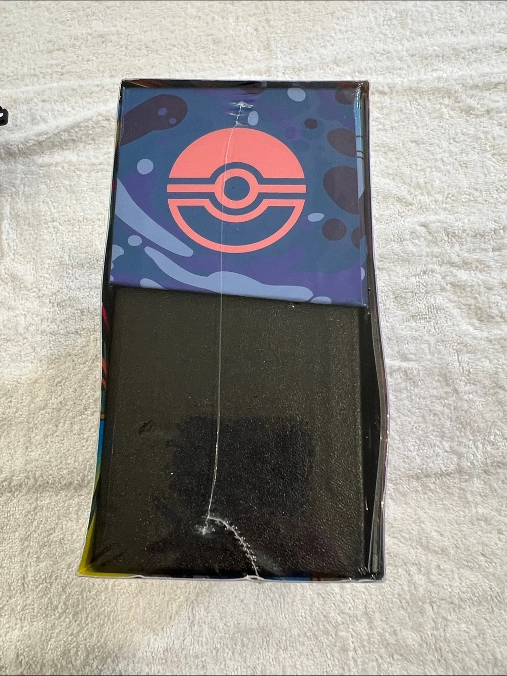 Pokemon Chaos Rising Elite Trainer Box - Blue, Pink, Purple